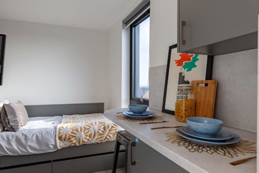 Sea View Studio at Oldway Centre, 39 High Street, City Centre, Swansea, SA11LA - Image 2